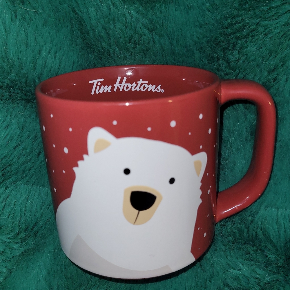 ☕️ Tim Hortons 2019 Burgundy Holiday Christmas Collectible Polar Bear Mug Coffee